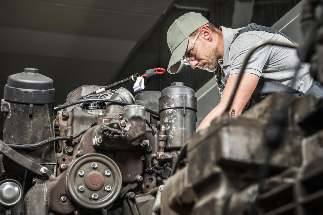 rsz automotive technician restoring truck engine 2023 11 27 05 17 26 utc